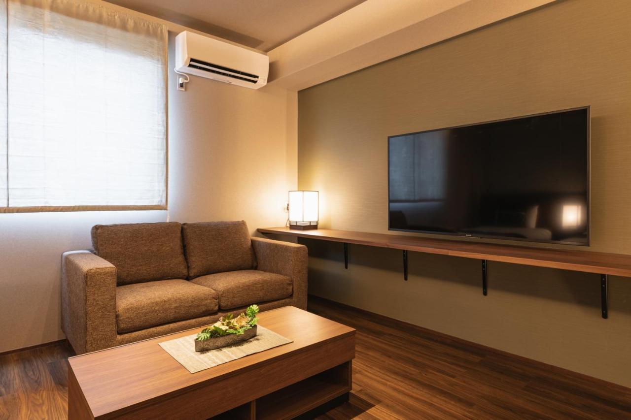 Grand Base Iolani Aparthotel Бепу Екстериор снимка