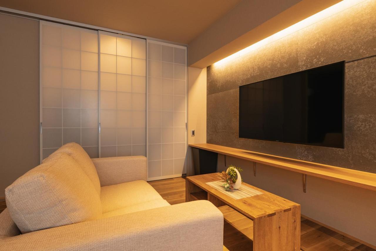 Grand Base Iolani Aparthotel Бепу Екстериор снимка